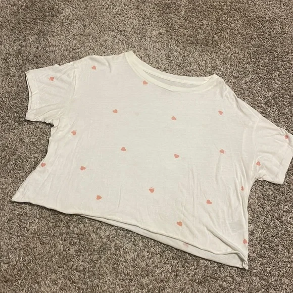 Pink cropped tee, size small, heart print - Picture 1 of 2